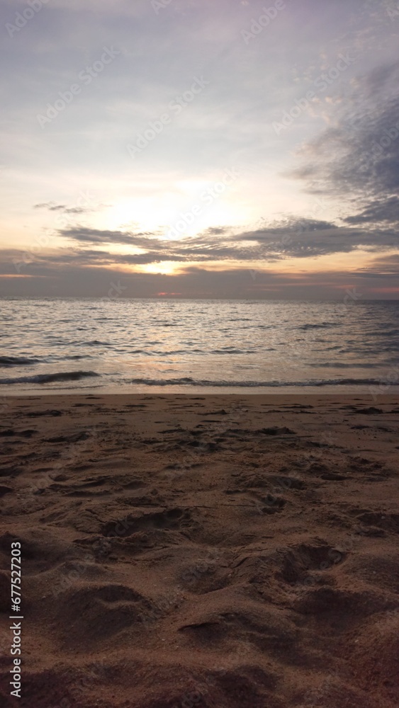 Fototapeta premium sunset over the sea