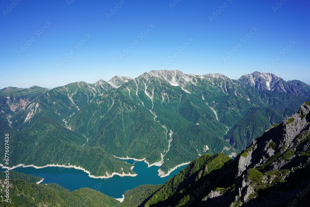 北アルプス 針ノ木岳から望む黒部湖と立山連峰 北アルプス 針ノ木岳から望む黒部湖と立山連峰