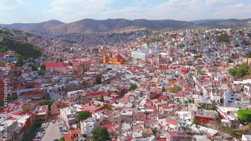 Mexico, Guanajuato: Aerial view of capital city of Mexican state of same name, Basílica Colegiata de Nuestra Señora de Guanajuato in city center - landscape panorama of Latin America from above Mexico, Guanajuato: Aerial view of capital city of Mexican state of same name, Basílica Colegiata de Nuestra Señora de Guanajuato in city center - landscape panorama of Latin America from above