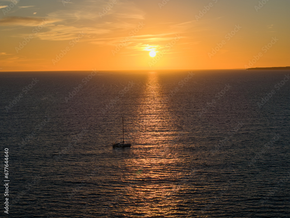 Obraz premium Sunset over the sea
