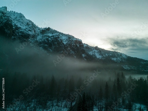 Scenic shot of Yosemite valley during winter at Yosemite National Park in Canada © Wirestock