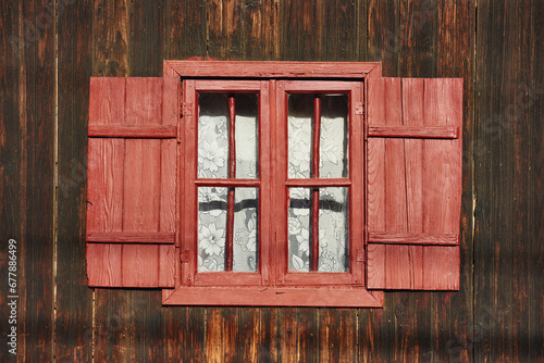 Obraz na płótnie the wooden window of a peasant house w salonie