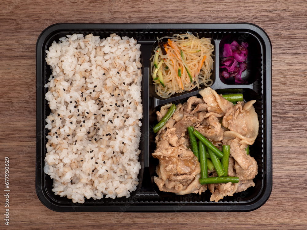 豚肉とニンニクの芽炒めの弁当 豚肉とニンニクの芽炒めの弁当