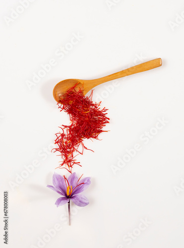 saffron flower, summer, healthy, collection, organic, dry, rice, seasonal, luxury, expensive, colorful, spices, crocus sativus, spicy, seasoning, cook, blooming, beauty, petals, food, flower, saffron