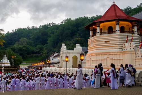 kandy tooth relic buddha temple