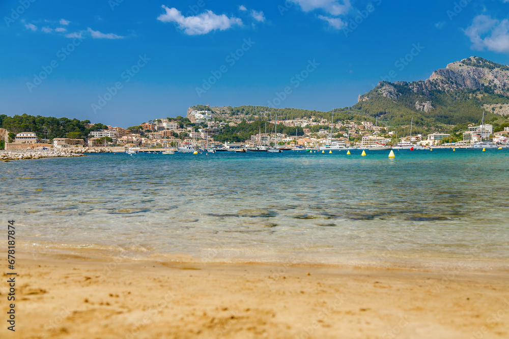 Mallorca's coastal town Port de Soller: sun, sand and sea