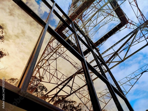 Transmission tower