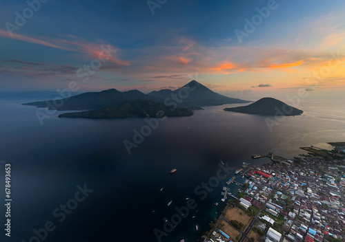 defaultstunning Ternate, Maitara and Tidore Island from bird eye view at sunset. These islands is called the land of spices in the past because western people searching for spices until Moluccas. 