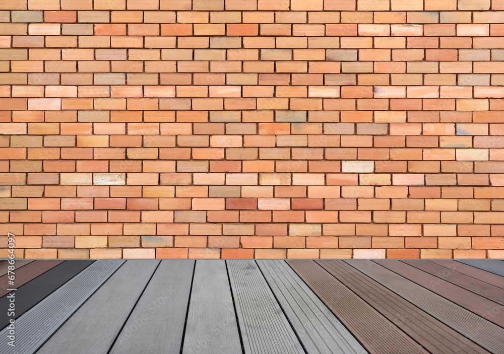 Wood-Plastic-Composite mit Ziegelmauer Wood-Plastic-Composite mit Ziegelmauer