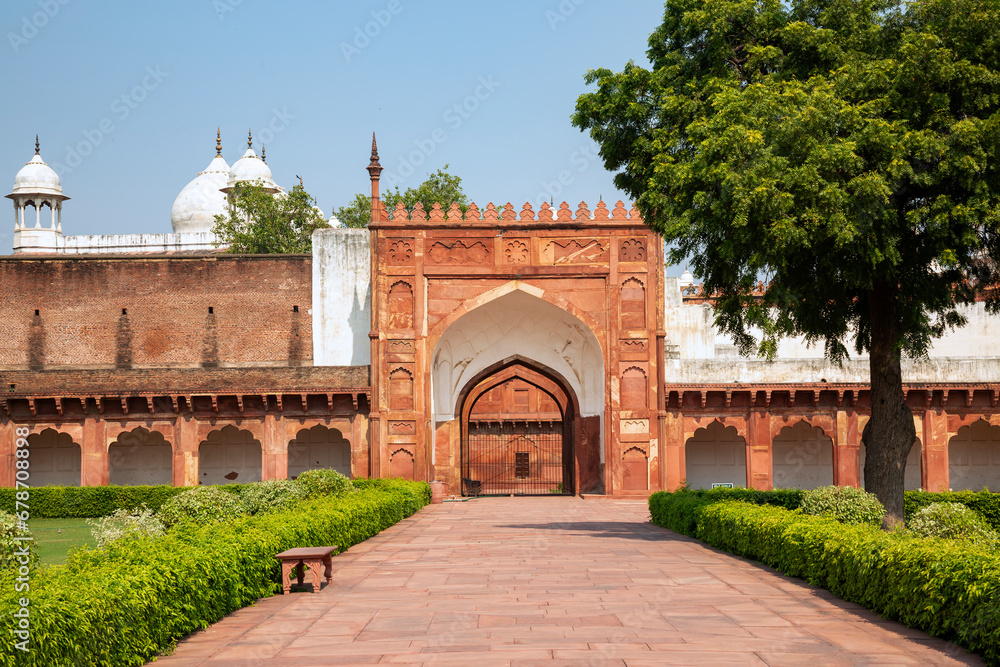 Obraz premium Agra Fort is a historical fort in the city of Agra in India