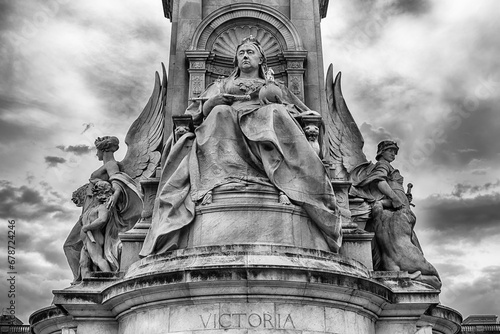 Obraz na plátně Victoria Memorial at Buckingham Palace, London, England, UK
