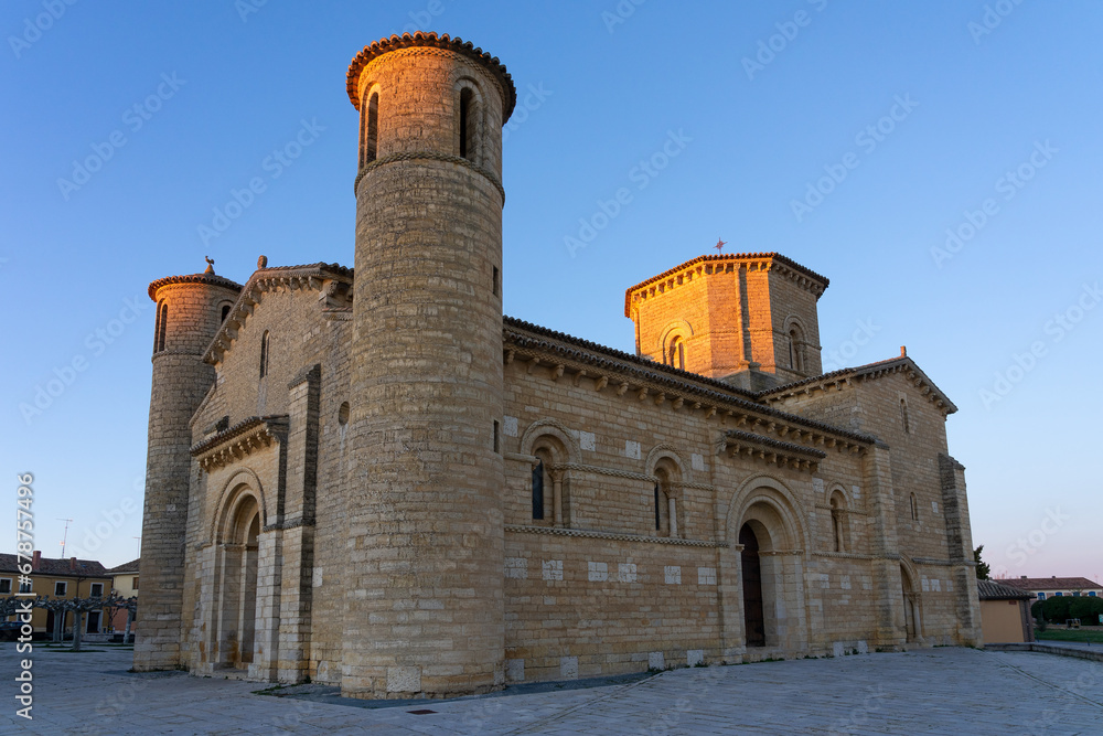 FRÓMISTA, SPAIN - FEBRUARY 22, 2021: San Martin de Tours Romanesque church in Fromista at sunset, Palencia, Castilla León, Spain.
