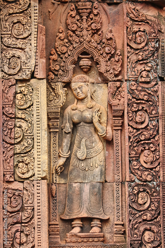 Khmer Apsara bas relief at Banteay Srei, 10th century hindu temple an Khmer masterpiece at Siem Reap, Cambodia, Asia