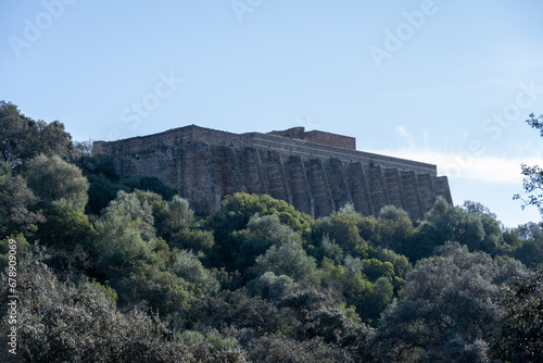 Foto The acropolis form the Archaeological site of Munigua