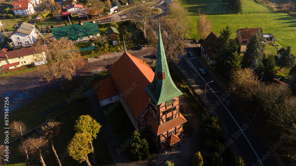 Naklejka premium Kościół w Stegnie jesień dron