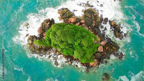  Beautiful green island in the middle of the ocean Sri Lanka