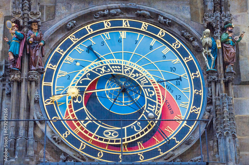 Obraz na płótnie Famous medieval astronomical clock attached to the Old Town Hall Tower. Built in 1410, is the oldest clock in the world still in operation, in Prague, Czech Republic w salonie