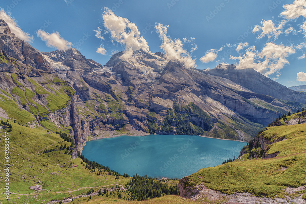 Schweiz wandern Oeschinensee