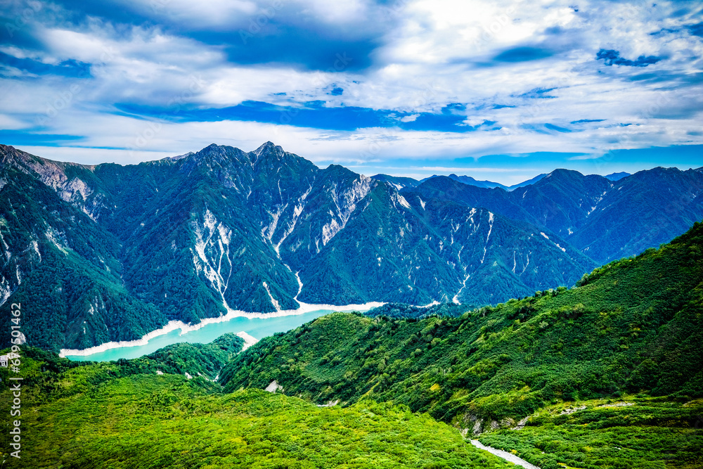 Fototapeta premium 富山県の黒部ダム