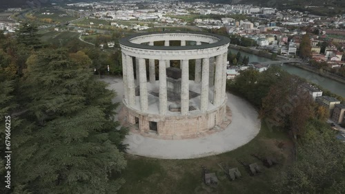 Trento Monumento a Cesare Battisti photo