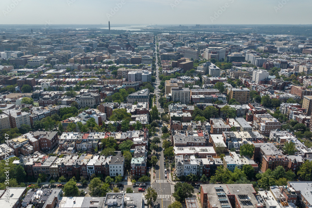 Fototapeta premium Northwest DC Streetscape