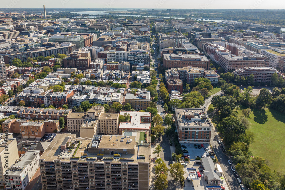 Fototapeta premium Northwest DC Streetscape
