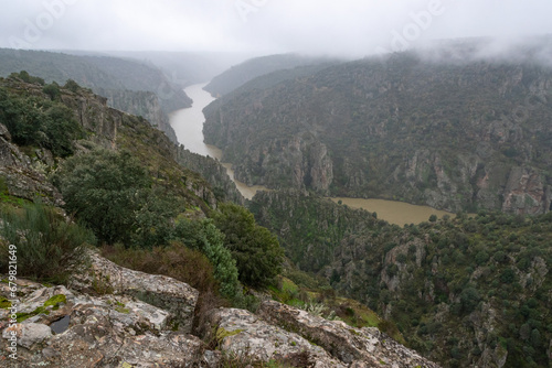 Río Duero desde el Mirador de las Barrancas de Arribes del Duero en Fariza, Zamora, Castilla y León