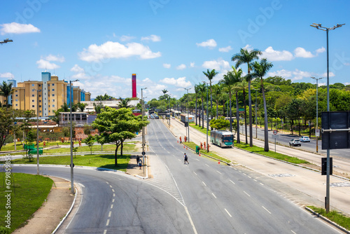 Partial view of the Avenue Antonio Carlos