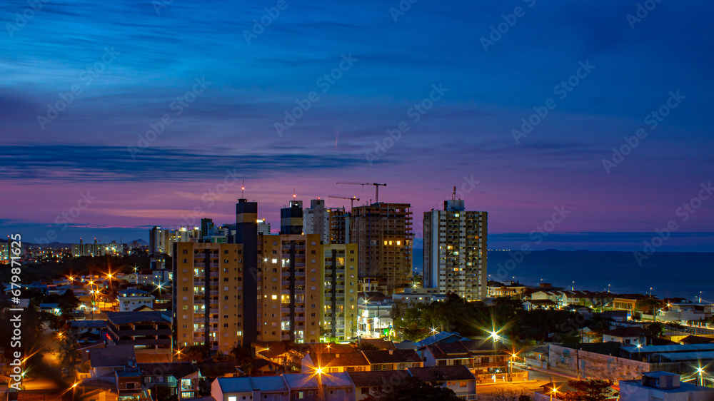 pôr-do-sol em  Balneário Piçarras, Santa Catarina, Brasil 