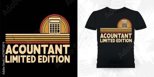 Funny Retired Accounting Auditor Retro Vintage Accountant T-shirt Design