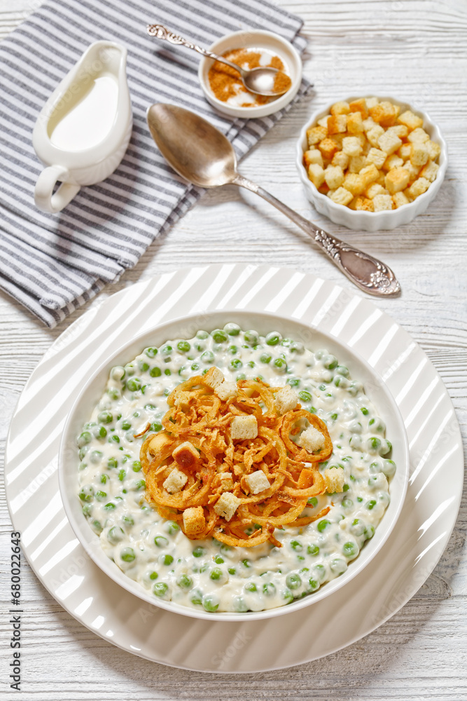 creamed peas with french fried onions, croutons creamed peas with french fried onions, croutons