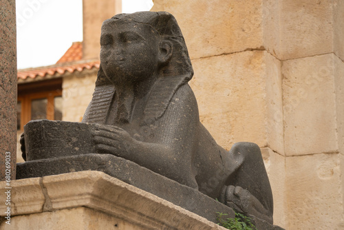 stone statue of the Sphinx 