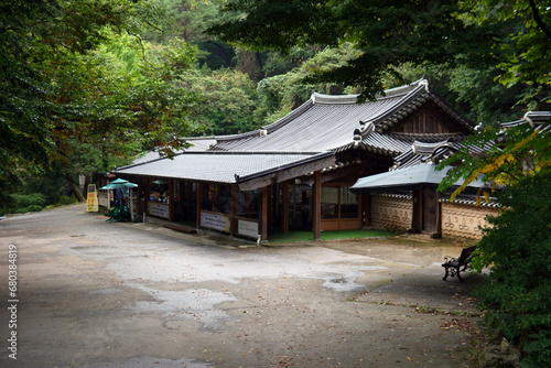 Temple of Yongmunsa Temple, South Korea © syston