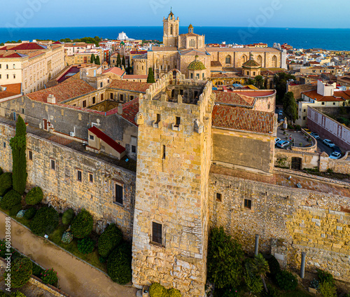 Obraz na płótnie Aerial view of the Primatial Cathedral of Tarragona, a Roman Catholic church in Tarragona, Catalonia, Spain w salonie