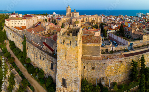 Obraz na płótnie Aerial view of the Primatial Cathedral of Tarragona, a Roman Catholic church in Tarragona, Catalonia, Spain w salonie
