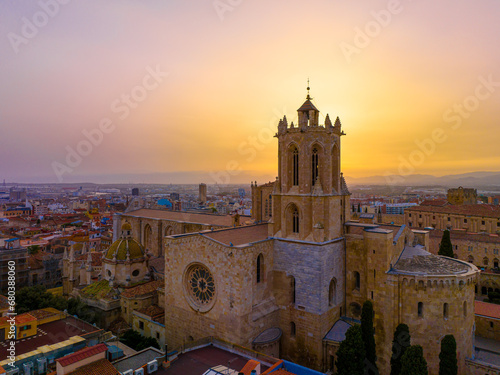 Obraz na płótnie Aerial view of the Primatial Cathedral of Tarragona, a Roman Catholic church in Tarragona, Catalonia, Spain w salonie