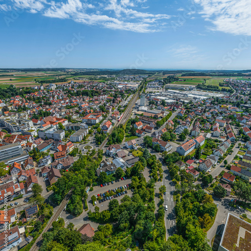 Die Kurstadt Bad Saulgau im Luftbild, Blick über den Bahnhof in die südlichen Stadtbezirke 