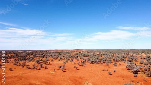 Drohnenflug über das australische Outback, Northern Territory  photo