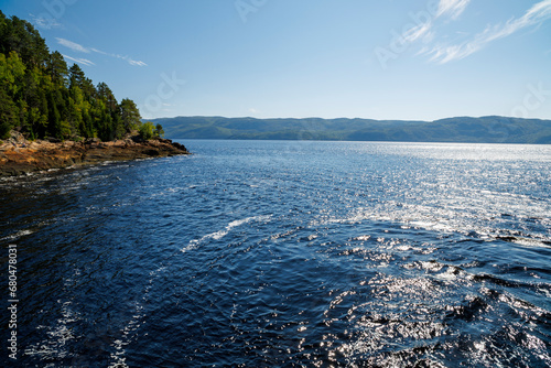 Vue de la rivière Saguenay à Sainte-Rose-du-Nord, Canada