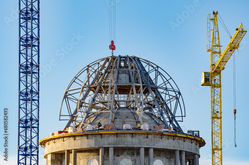 Монтаж купола Кафедрального собора