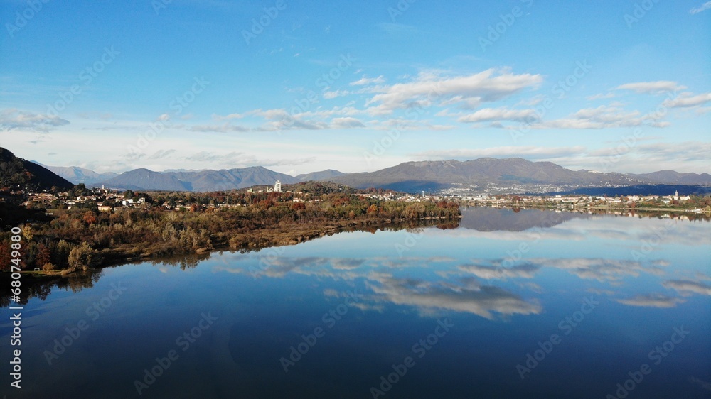 Fototapeta premium Lago di Comabbio