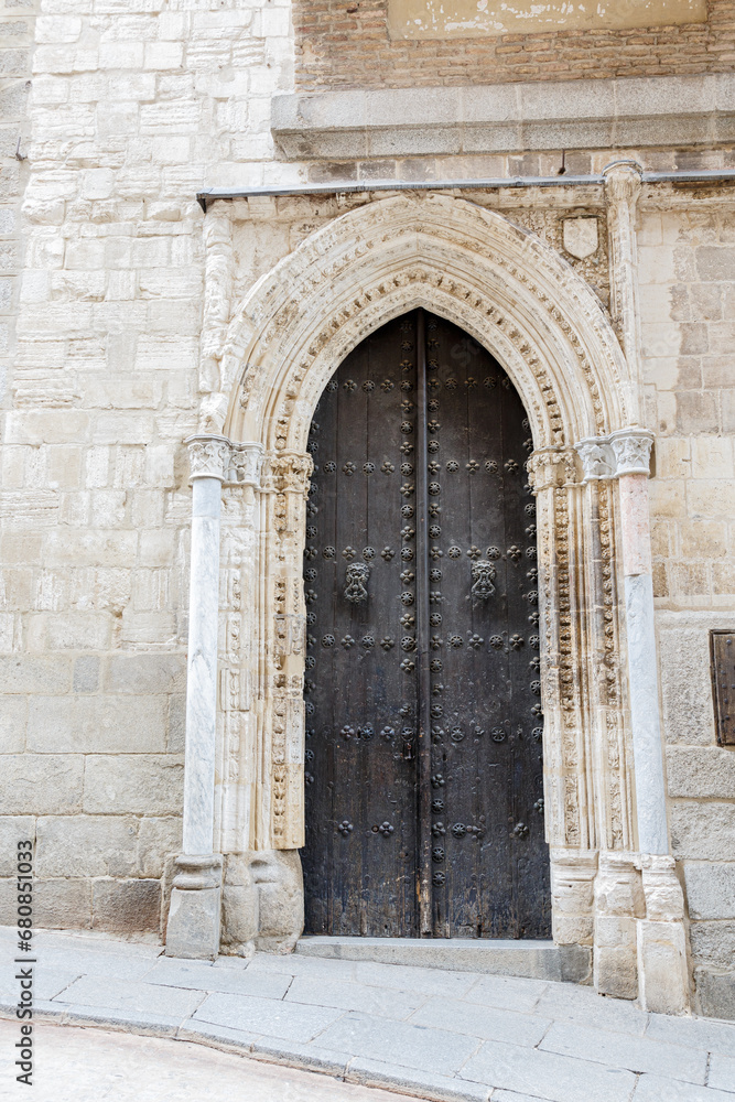 Wooden door of Santa Iglesia Catedral Primada de Toledo