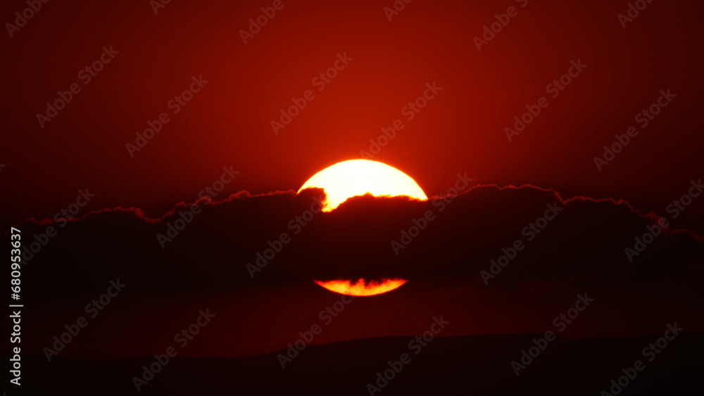 Obraz premium Sonne hinter Wolken