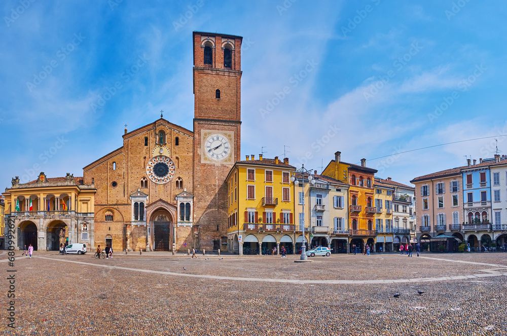 Historic architecture of Piazza della Vittoria, Lodi, Italy - obrazy, fototapety, plakaty 