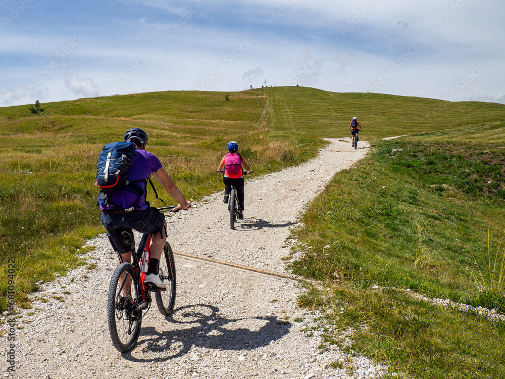 Fototapeta premium Cycling scene on the dolomites