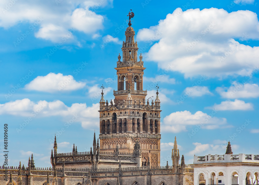 Fototapeta premium Giralda tower of Seville cathedral, Andalusia, Spain