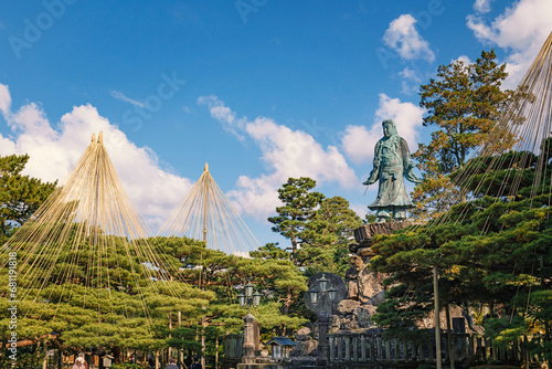 金沢 兼六園秋景色 明治紀念之標