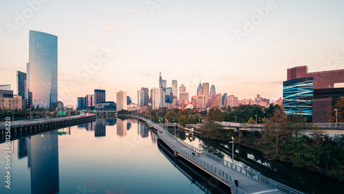 Philadelphia during sunset in the fall © Thu