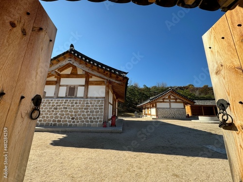 대한민국 전통 건축물로 땅과 곡식의 신에게 제사 지내는 사직단