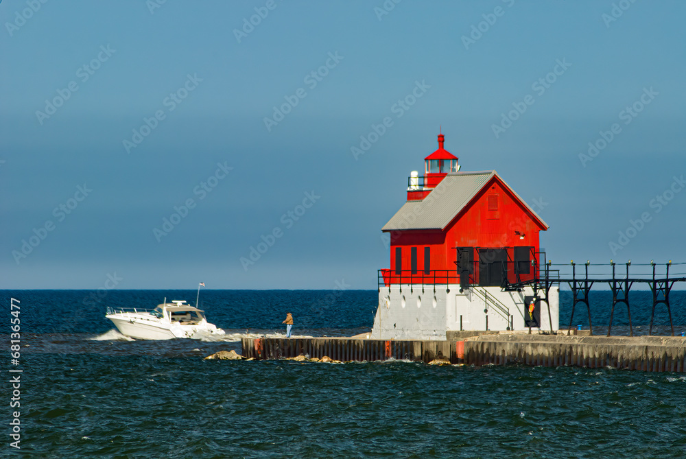 488-87 Grand Haven Pierhead Lighthouse
